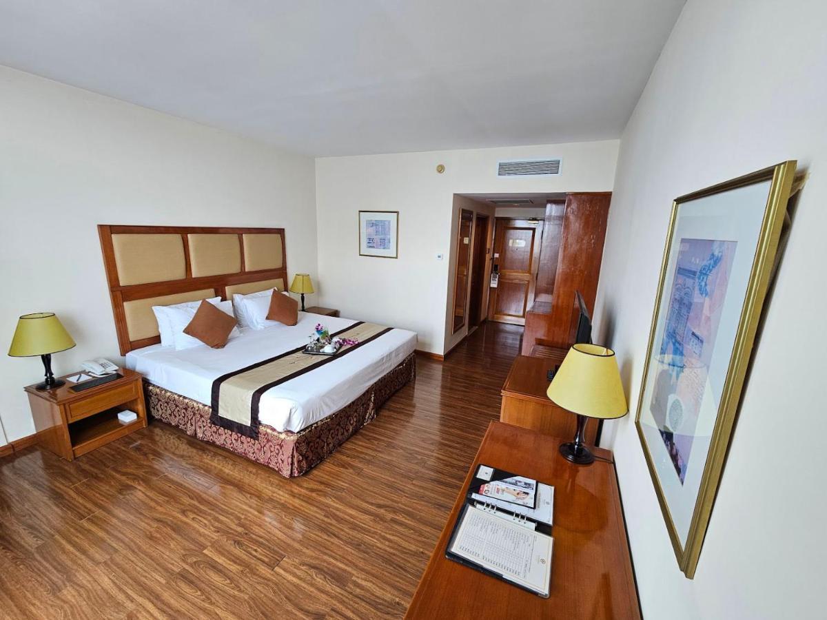 Ramana Saigon Hotel Bandar Ho Chi Minh Luaran gambar
